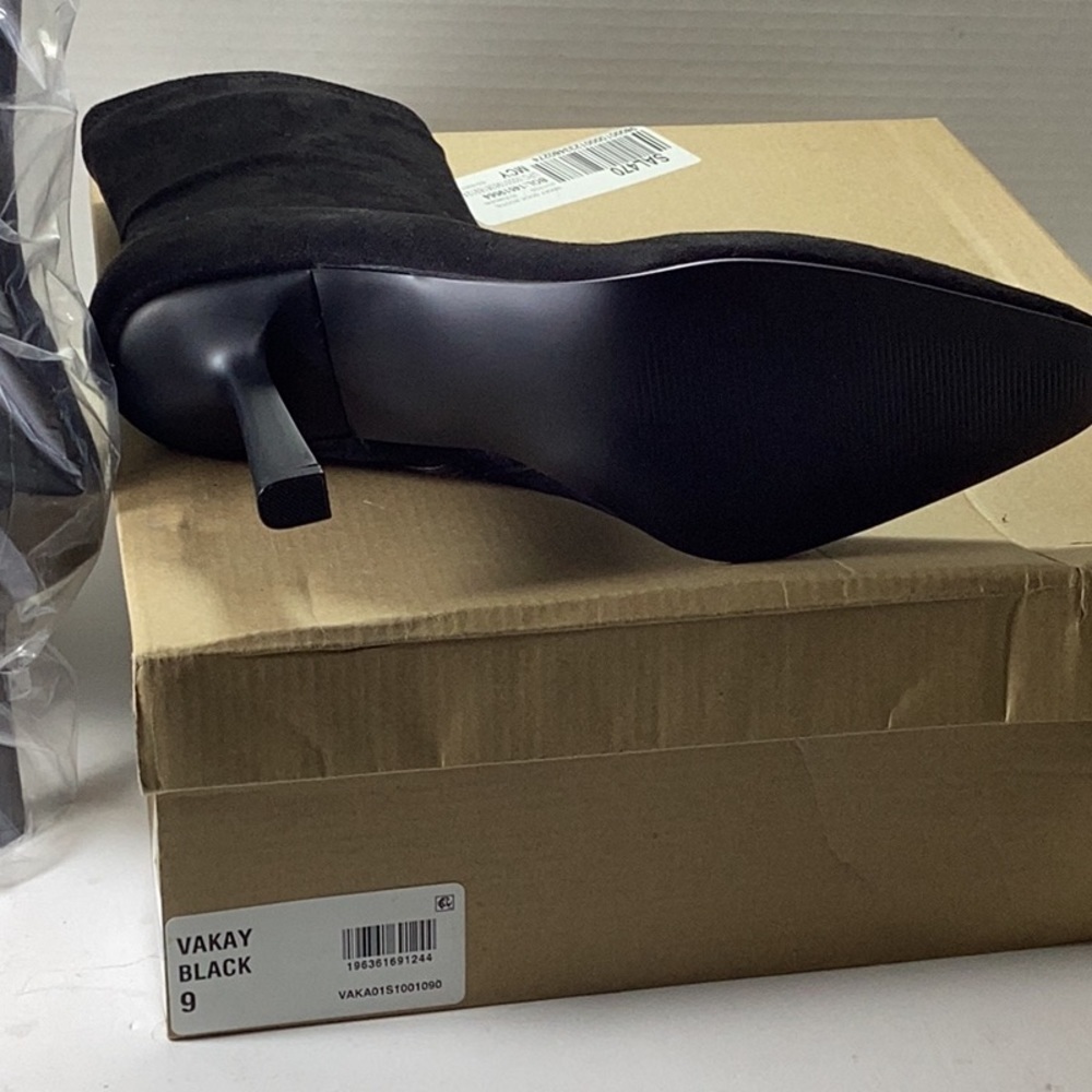 Steve Madden

Vakay Bootie - Picture 7 of 7